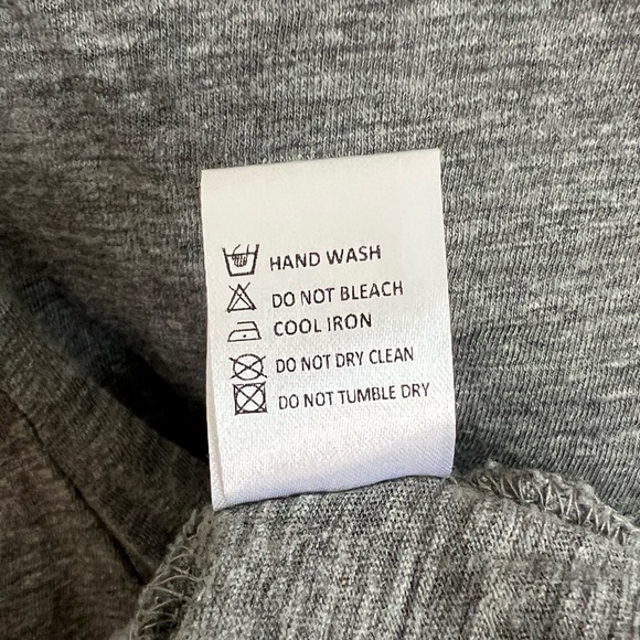 VICI Jaclyn Cotton Blend Top Gray Puff Sleeve in Size Small - Picture 7 of 10